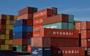 Activan contingencia de comercio exterior por crisis mundial de contenedores
