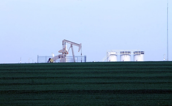 Taladros petroleros en operación bajaron 77% en marzo de 2016