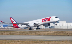 TAM realiza vuelo inaugural con A350 XWB