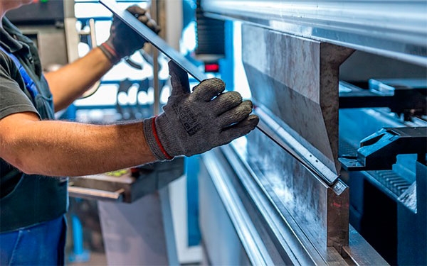 El 2020, un a&ntilde;o de oportunidades y de econom&iacute;a con coraz&oacute;n de acero