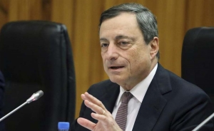 El BCE sube la previsión de crecimiento y baja la de inflación para 2015