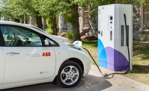 ABB y Microsoft lanzan plataforma de servicios de carga de vehículos eléctricos