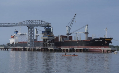 Carb&oacute;n y coque ya tienen muelle de exportaci&oacute;n en el r&iacute;o Magdalena