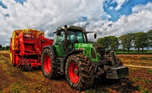 Agricultores colombianos amenazan con salir del pa&iacute;s
