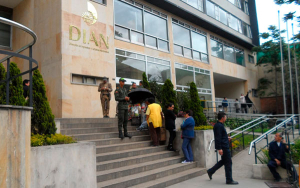 Declaraci&oacute;n de renta: qu&eacute; hacer si le toca pagar, pero no le alcanza