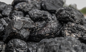 Producción colombiana de carbón cayó 2,5 % en primeros nueve meses de 2015