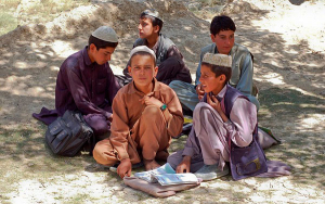China lista a ayudar a Afganistán en la reconstrucción pacífica