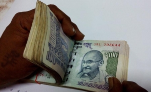Parlamento indio tramita ley que endurece penas por dinero negro extranjero