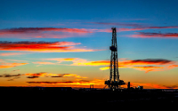 Precios del petróleo caerán a 81 dólares el barril el 2024, Banco Mundial