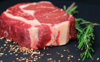 Exportaciones de ganado en pie disparan precios de la carne en 54%
