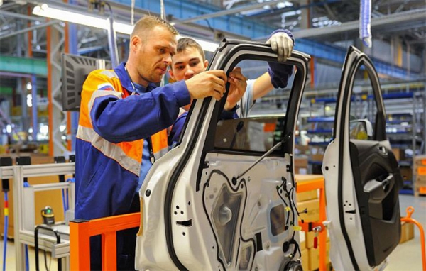 Ford abandona Rusia