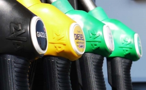 México sufre desabastecimiento de gasolina por tomas clandestinas