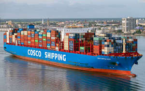 Naviero chino COSCO dejaría de atracar en los puertos de Israel