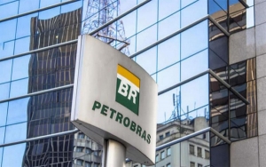 Bolsonaro habla de privatizar &quot;parte&quot; de la petrolera Petrobras