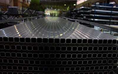 EEUU sube 50% aranceles a importaciones de aluminio y acero de Canad&aacute;
