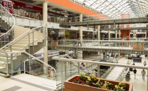 Centros comerciales venderían 5 % más que en 2014